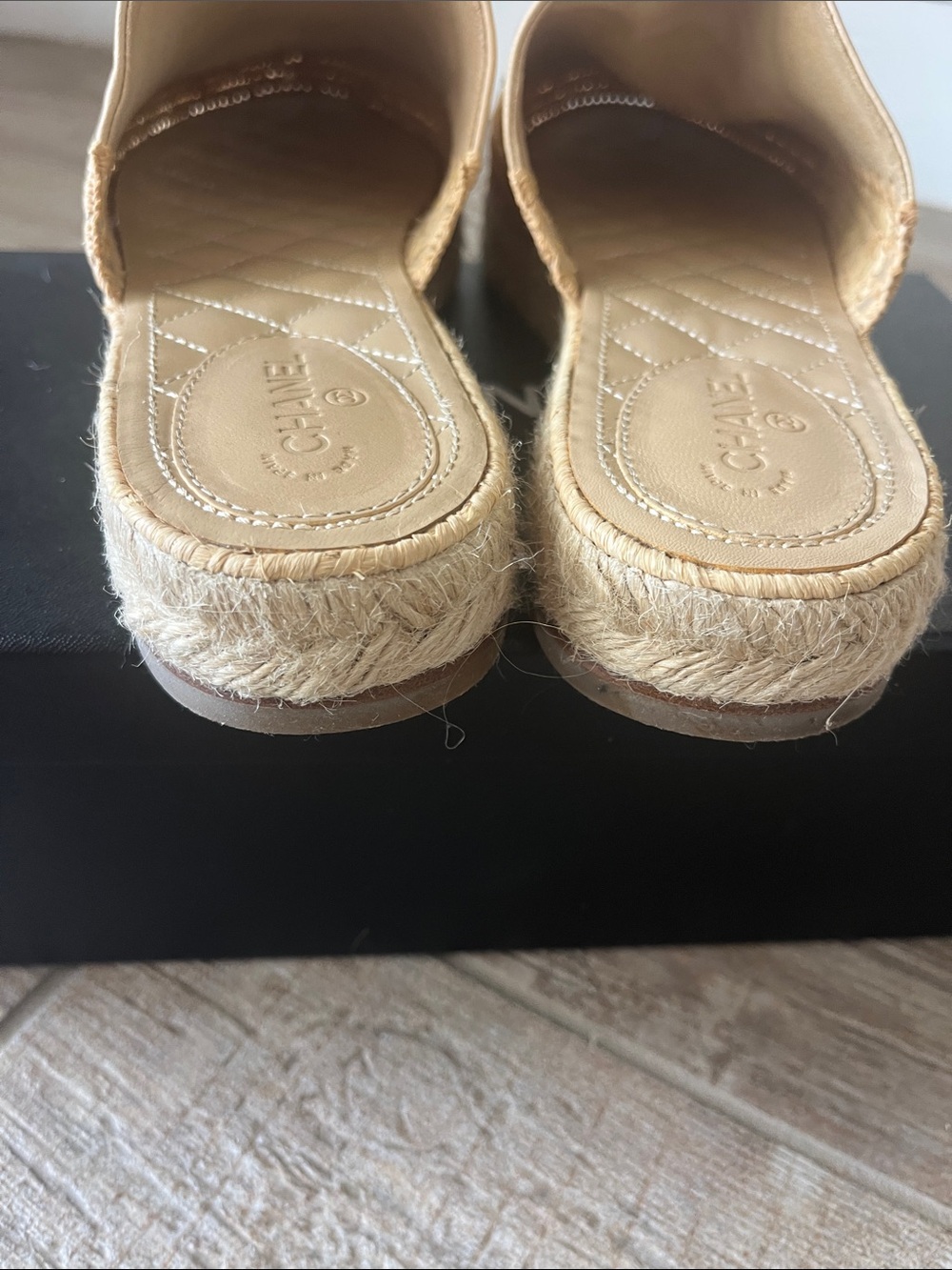 CHANEL Beige Leather Espadrille Mule with Black Cap Toe - Picture 6 of 9